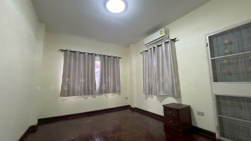 Ladda Ville 4 Ban Kluai – Sai Noi, Nonthaburi, Ban Kluay-Sai Noi Road, Phimonrat, Bang Bua Thong, Nonthaburi, 3 Bedrooms, 260 sqm, Single Detached House For Sale, by คุณ ภัทรดนัย ผลมะเฟือง (ล็อต), 500210301 - DDproperty.com