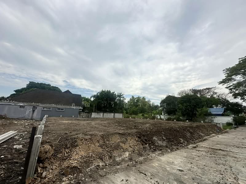 ขาย - ขายที่ดินเปล่า ถมเเล้ว ทำเลดี มีนบุรี ร่มเกล้า ซ.6 ใกล้แหล่งชุมชน เหมาะสำหรับลงทุน/อยู่อาศัย, กรุงเทพ