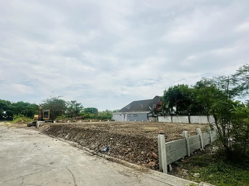 ขาย - ขายที่ดินเปล่า ถมเเล้ว ทำเลดี มีนบุรี ร่มเกล้า ซ.6 ใกล้แหล่งชุมชน เหมาะสำหรับลงทุน/อยู่อาศัย, กรุงเทพ