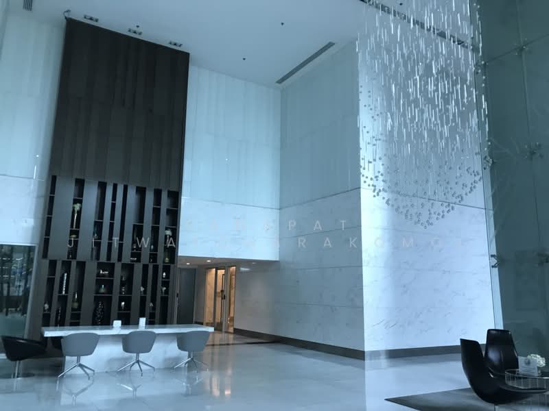 Life Ratchadapisek, Bangkok, 279 Ratchadapisaek Road, Huai Khwang, Huai Khwang, Bangkok, 2 Bedrooms, 65 sqm, Condo For Rent, by Tanapat Jitwatcharakomol, 500210333 - DDproperty.com