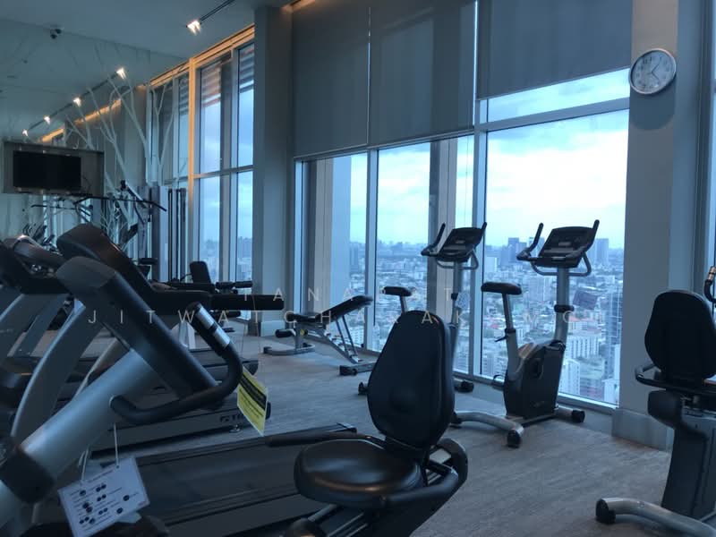 Life Ratchadapisek, Bangkok, 279 Ratchadapisaek Road, Huai Khwang, Huai Khwang, Bangkok, 2 Bedrooms, 65 sqm, Condo For Rent, by Tanapat Jitwatcharakomol, 500210333 - DDproperty.com