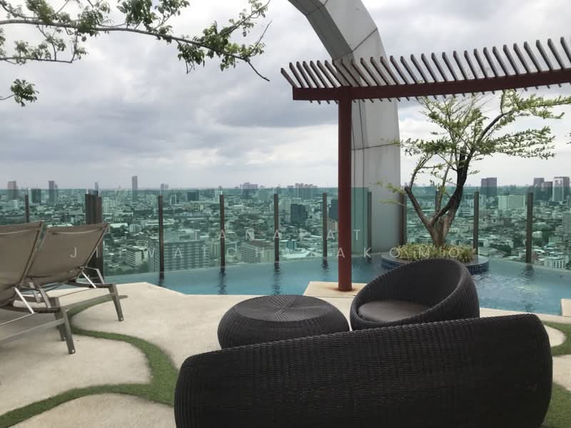 Life Ratchadapisek, Bangkok, 279 Ratchadapisaek Road, Huai Khwang, Huai Khwang, Bangkok, 2 Bedrooms, 65 sqm, Condo For Rent, by Tanapat Jitwatcharakomol, 500210333 - DDproperty.com