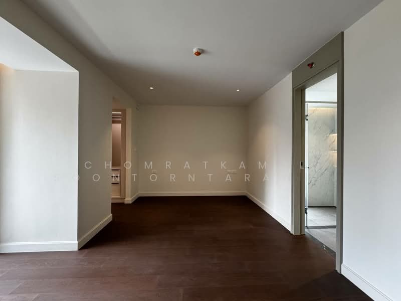 The Canvas Sukhumvit-Samrong, Samut Prakan, Thang Rotfai Sai Kao Paknam Road, Sam Rong, Phra Pra Daeng, Samut Prakan, 3 Bedrooms, 235 sqm, Condo For Sale, by Chomratkamol Soontorntarawong (Gor), 500210347 - DDproperty.com