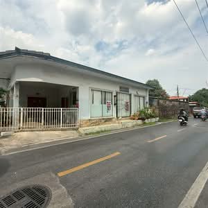 ขาย - บ้านเดี่ยว 1 ชั้น 77 ตร.ว. หมู่บ้านตะวันรุ่ง ซอยลาดพร้าว64 (แยก4), กรุงเทพ