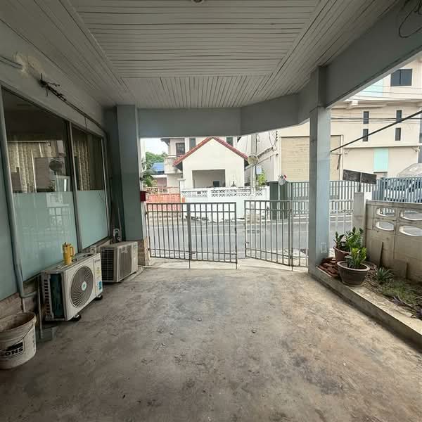 บ้านเดี่ยว 1 ชั้น 77 ตร.ว. หมู่บ้านตะวันรุ่ง ซอยลาดพร้าว64 (แยก4), Bangkok, ถนนลาดพร้าว, Wang Thonglang, Wang Thonglang, Bangkok, 3 Bedrooms, 200 sqm, Single Detached House For Sale, by คุณ วนิดา แสนทวีสุข (นิ), 500210380 - DDproperty.com