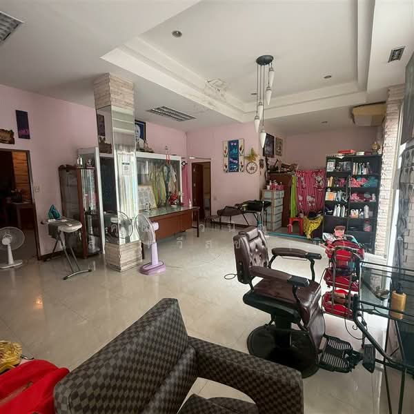 บ้านเดี่ยว 1 ชั้น 77 ตร.ว. หมู่บ้านตะวันรุ่ง ซอยลาดพร้าว64 (แยก4), กรุงเทพ, ถนนลาดพร้าว, วังทองหลาง, วังทองหลาง, กรุงเทพ, 200 ตร.ม., บ้านเดี่ยว ขาย, โดย คุณ วนิดา แสนทวีสุข (นิ), 500210380 - DDproperty.com