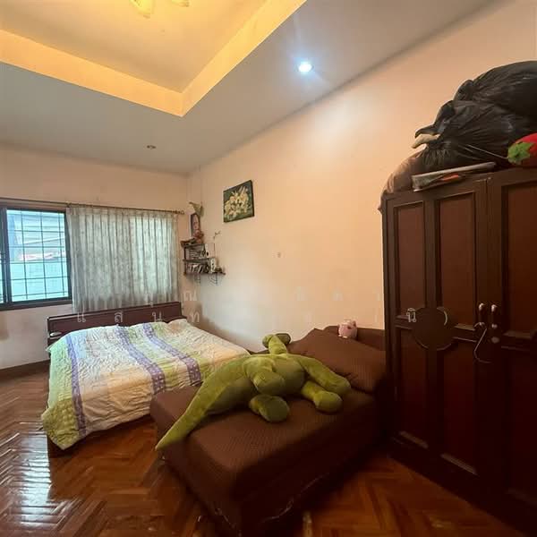 บ้านเดี่ยว 1 ชั้น 77 ตร.ว. หมู่บ้านตะวันรุ่ง ซอยลาดพร้าว64 (แยก4), Bangkok, ถนนลาดพร้าว, Wang Thonglang, Wang Thonglang, Bangkok, 3 Bedrooms, 200 sqm, Single Detached House For Sale, by คุณ วนิดา แสนทวีสุข (นิ), 500210380 - DDproperty.com