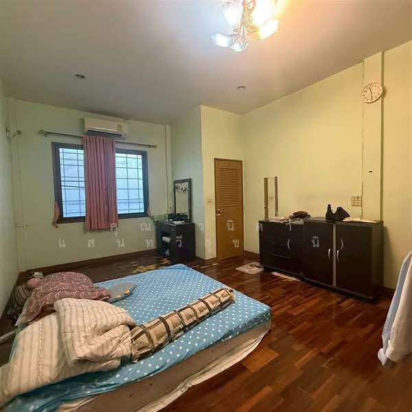 บ้านเดี่ยว 1 ชั้น 77 ตร.ว. หมู่บ้านตะวันรุ่ง ซอยลาดพร้าว64 (แยก4), Bangkok, ถนนลาดพร้าว, Wang Thonglang, Wang Thonglang, Bangkok, 3 Bedrooms, 200 sqm, Single Detached House For Sale, by คุณ วนิดา แสนทวีสุข (นิ), 500210380 - DDproperty.com