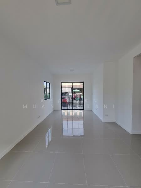 ขายบ้านทาวน์โฮม หมู่บ้านพฤกษาวิลล์ 99 หลังมุม, Samut Sakhon, Om Noi, Krathum Baen, Samut Sakhon, 3 Bedrooms, 115 sqm, Townhouse For Sale, by Apaporn Muanthorani, 500210396 - DDproperty.com