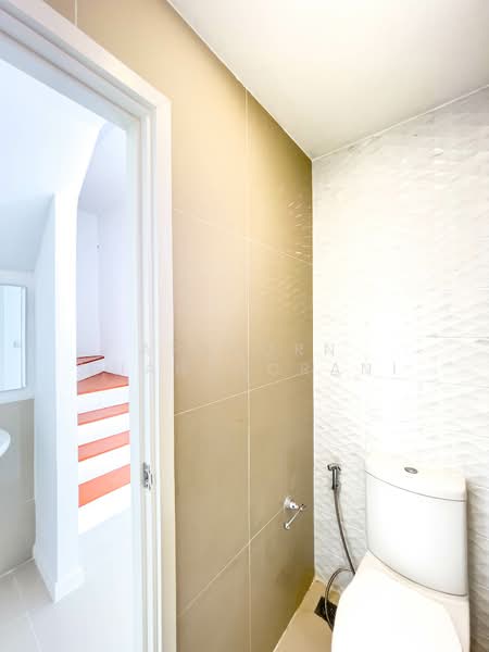 ✨ บ้านสวยสีสดใส...ใครเห็นก็ต้องหลงรัก! ขายหลังมุม พฤกษา 99 ราคาถูกที่สุดในโครงการ 🏠 รีโนเวทให้ครบ, สมุทรสาคร, อ้อมน้อย, กระทุ่มแบน, สมุทรสาคร, 115 ตร.ม., ทาวน์เฮ้าส์ ขาย, โดย Apaporn Muanthorani, 500210396 - DDproperty.com