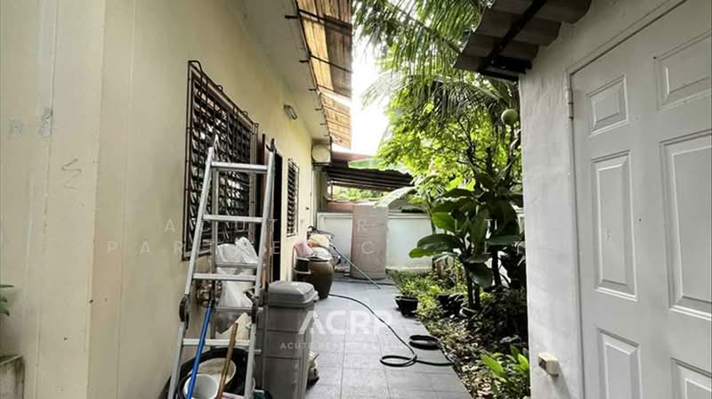 RARE FIND! Massive 73 Sq.wa. Home (Detached Vibe) with Unblocked Canal View in Nontaburi, Nonthaburi, Bang Sri Muang, Muang Nonthaburi, Nonthaburi, 3 Bedrooms, 289 sqm, Single Detached House For Sale, by Acute Realty Partner Co.,Ltd., 500210406 - DDproperty.com