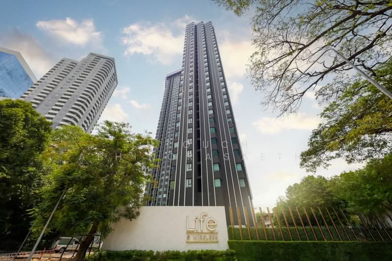 Life One Wireless, Bangkok, 1 Wireless Road, Lumphini, Pathum Wan, Bangkok, 2 Bedrooms, 45 sqm, Condo For Rent, by Intouch Abhinorasaeth, 500210438 - DDproperty.com