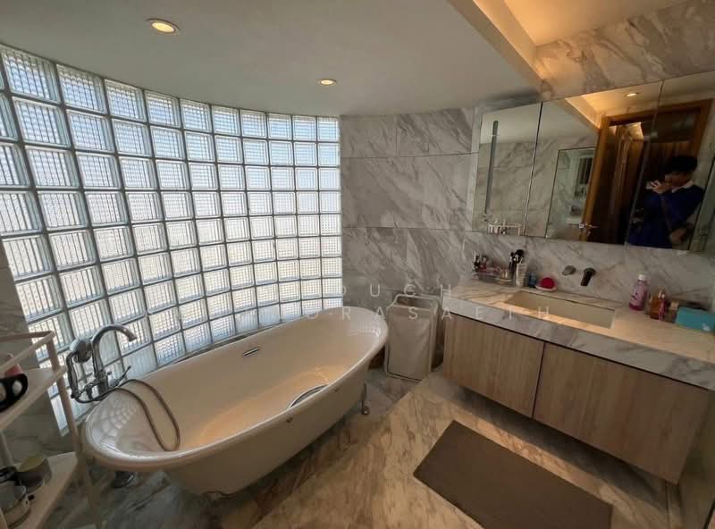 Le Raffine Sukhumvit 24, Bangkok, Soi Sukhumvit 24, Khong Tan, Khlong Toei, Bangkok, 3 Bedrooms, 371 sqm, Condo For Sale, by Intouch Abhinorasaeth, 500210445 - DDproperty.com