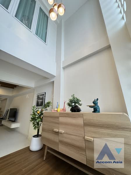 Newly Renovated Minimalist house for Sale & Rent in Bangkok, Bangkok, Khlong Tan Nua, Watthana, Bangkok, 2 Bedrooms, 170 sqm, Single Detached House For Rent, by Accom Asia, 500210464 - DDproperty.com
