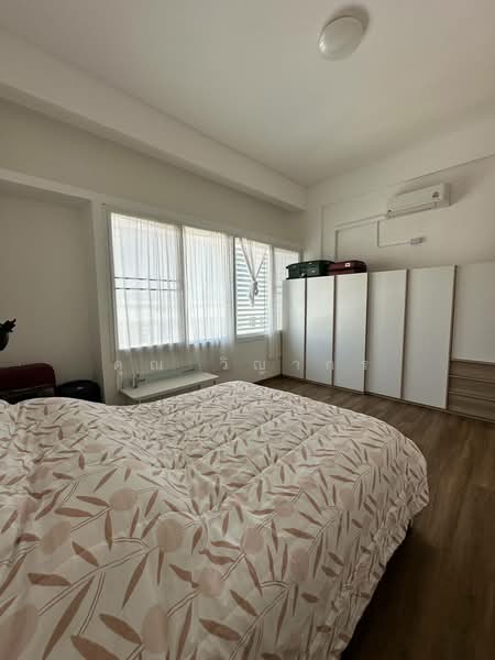 ขายตึกใหม่ 3.5 ชั้น (หลังมุม) โครงการ Vizio Romklao-Suvanabhumi (วิซิโอ ร่มเกล้า-สุวรรณภูมิ), Bangkok, Khlong Sam Prawet, Lat Krabang, Bangkok, , 205 sqm, Shophouse For Sale, by คุณ วิญากร, 500210470 - DDproperty.com