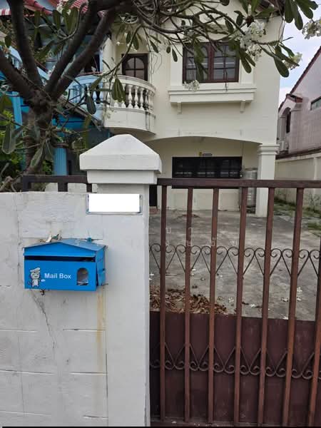 ทำเล BTS ปุณณวิถี ให้เช่าบ้านแฝด 2 ชั้น ม.รังสิยา ซ.ปุณณวิถี 22 บ้านพร้อมอยู่ ทำเลดี, Bangkok, ปุณณวิถี, Bang Chak, Phra Khanong, Bangkok, 3 Bedrooms, 150 sqm, Semi-Detached House (Twin House) For Rent, by บุษบา รัตนวงษ์ชัย, 500210481 - DDproperty.com