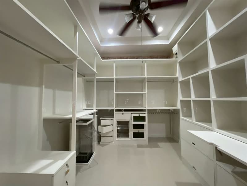 สวนหลวงวิลล์ 2 (Suanluang Ville 2), Bangkok, ถนนเฉลิมพระเกียรติร.9, Dok Mai, Prawet, Bangkok, 4 Bedrooms, 210 sqm, Single Detached House For Sale, by คุณ สุภัตรา พลอยแดง (แพร), 500210490 - DDproperty.com