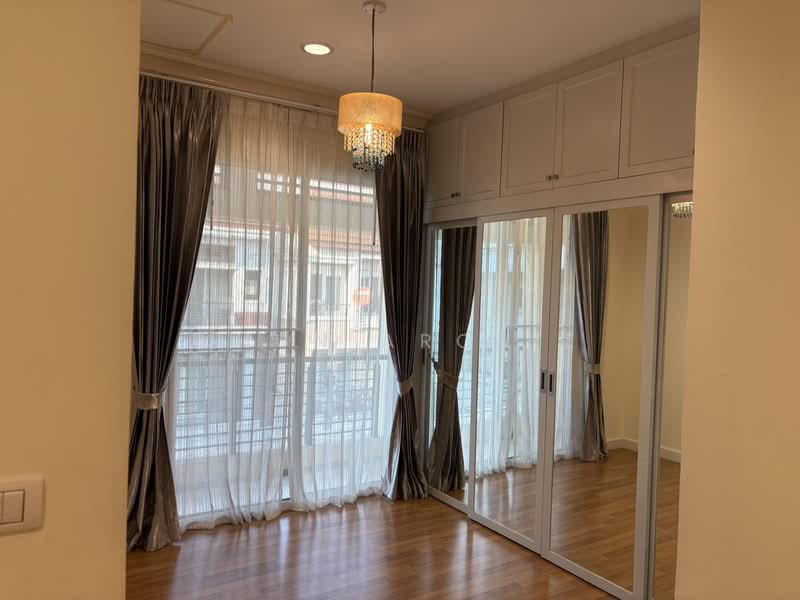 ให้เช่า - Baan Klang Muang Urbanion Rama 9-Ladprao : บ้านกลางเมือง เออร์บาเนี่ยน พระราม 9-ลาดพร้าว, กรุงเทพ