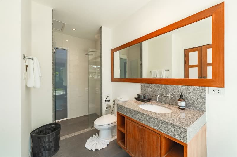 2R1053 Pool villa for rent 4 bedroom 4 bathroom 125,000/month at cherngtalay have fully furnished, Phuket, Choeng Thale, Thalang, Phuket, 4 Bedrooms, 300 sqm, Villa For Rent, by PK LIFE Property, 500210501 - DDproperty.com