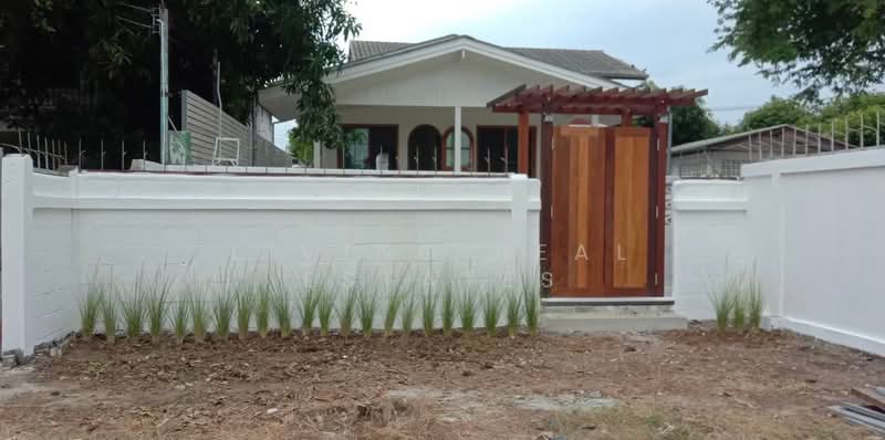 บ้าน แถวจรัญ 13- ราชพฤกษ์, Bangkok, Bang Waek, Phasi Charoen, Bangkok, 1 Bedroom, 65 sqm, Single Detached House For Rent, by Living Real Estates, 500210523 - DDproperty.com