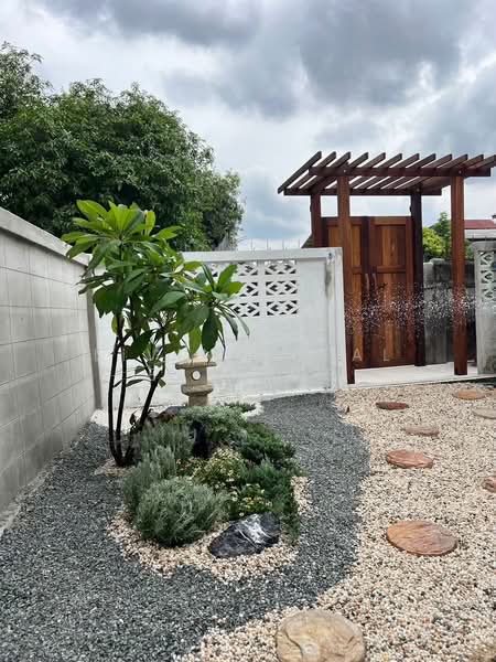 บ้าน แถวจรัญ 13- ราชพฤกษ์, Bangkok, Bang Waek, Phasi Charoen, Bangkok, 1 Bedroom, 65 sqm, Single Detached House For Rent, by Living Real Estates, 500210523 - DDproperty.com