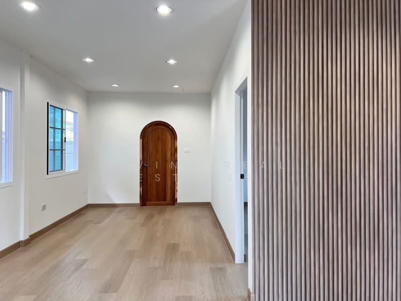 บ้าน แถวจรัญ 13- ราชพฤกษ์, Bangkok, Bang Waek, Phasi Charoen, Bangkok, 1 Bedroom, 65 sqm, Single Detached House For Rent, by Living Real Estates, 500210523 - DDproperty.com