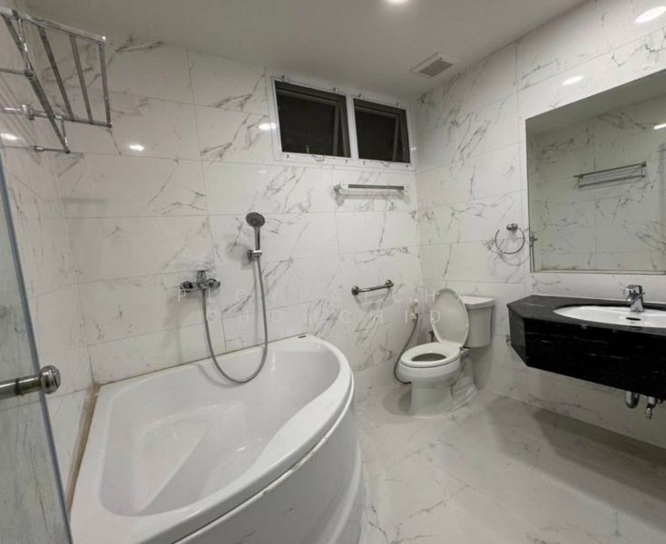 Baan Thanon Sarasin condominium, Bangkok, Sarasin, Lumphini, Pathum Wan, Bangkok, 2 Bedrooms, 96 sqm, Condo For Rent, by Ploypatcha Chomchid, 500210534 - DDproperty.com