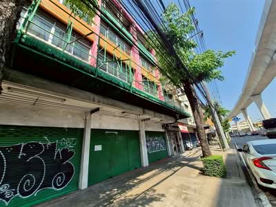 ขาย - อาคารพาณิชย์ 3.5 ชั้น 50 ตร.ว. อาคารพาณิชย์ ใกล้ซอยสุขสวัสดิ์52/2 ถนนสุขสวัสดิ์, กรุงเทพ