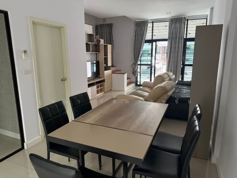 Flora Wongsawang : ฟลอรา วงศ์สว่าง, นนทบุรี, ถนนกรุงเทพฯ-นนทบุรี, บางเขน, เมืองนนทบุรี, นนทบุรี, 178 ตร.ม., ทาวน์เฮ้าส์ ให้เช่า, โดย บุษบา รัตนวงษ์ชัย, 500210555 - DDproperty.com