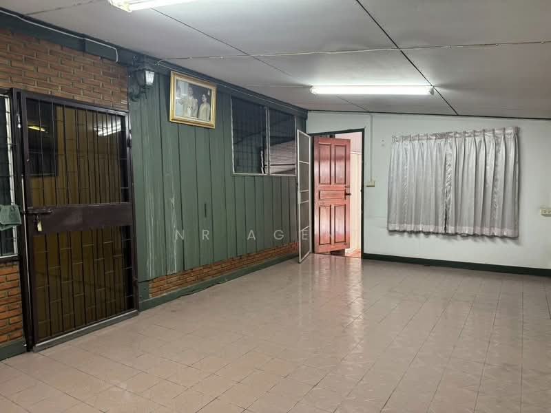 Two detached houses, Phahonyothin 8, Soi Sailom, Bangkok, Samsen Nai, Phaya Thai, Bangkok, 3 Bedrooms, 250 sqm, Single Detached House For Rent, by NR AGENT, 500210594 - DDproperty.com