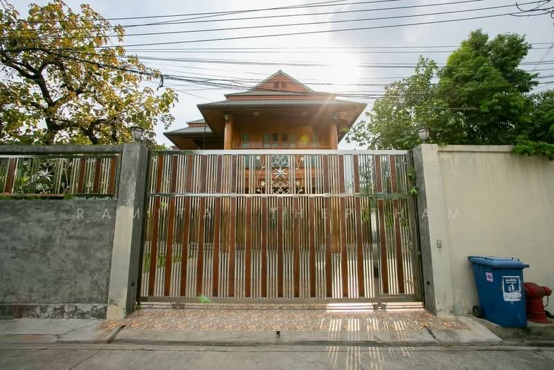 3-BR House, Bangkok, Samsen Nok, Huai Khwang, Bangkok, 3 Bedrooms, 114 sqm, Single Detached House For Rent, by Ramita Theptham, 500210601 - DDproperty.com
