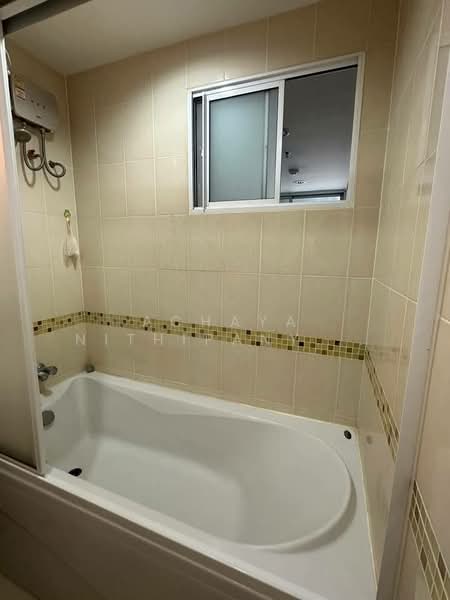 Life @ BTS Tha-Phra, Bangkok, 18 Ratchadaphisek Road, Talat Plu, Thon Buri, Bangkok, 2 Bedrooms, 84 sqm, Condo For Rent, by Achaya Nithipanyawong, 500210650 - DDproperty.com