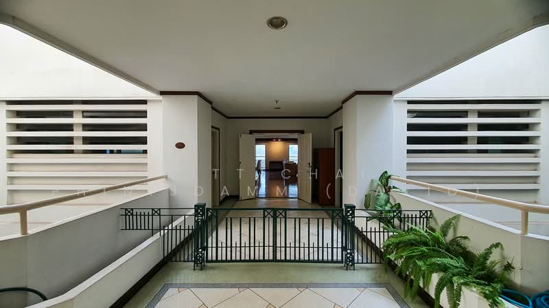 Bangkok River Marina, Bangkok, 266 Charan Sanitwong Rd., Bang Phlat, Bang Phlat, Bangkok, 4 Bedrooms, 300 sqm, Condo For Rent, by Kittichai Phinijdamm (David), 500210679 - DDproperty.com