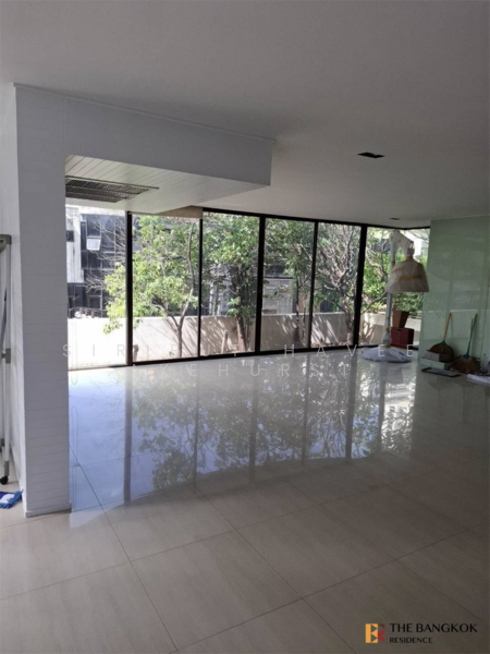 Supalai Place Sukhumvit 39 : ศุภาลัย เพลส สุขุมวิท 39, กรุงเทพ, 175-179 ซอยสุขุมวิท 39 ถนนสุขุมวิท แขวงคลองตันเหนือ เขตวัฒนา กรุงเทพมหานคร, คลองตันเหนือ, วัฒนา, กรุงเทพ, 365 ตร.ม., คอนโด ขาย, โดย Sirirut Havee Akehurst, 500210682 - DDproperty.com