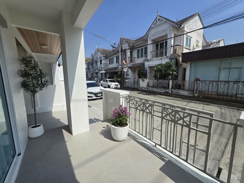 Baan Fah Piyarom - Lumlukka Klong 6, Pathum Thani, Lam Luk Ka Road, Khlong 6 (Exit), Bung Kham Proi, Lam Luk Ka, Pathum Thani, 3 Bedrooms, 130 sqm, Townhouse For Sale, by นภัสศรณ์ วงศ์สินไทยกร (นันท์), 500210688 - DDproperty.com