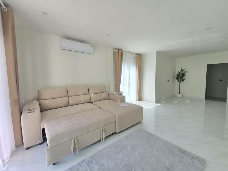 Baan Fah Piyarom - Lumlukka Klong 6, Pathum Thani, Lam Luk Ka Road, Khlong 6 (Exit), Bung Kham Proi, Lam Luk Ka, Pathum Thani, 3 Bedrooms, 130 sqm, Townhouse For Sale, by นภัสศรณ์ วงศ์สินไทยกร (นันท์), 500210688 - DDproperty.com