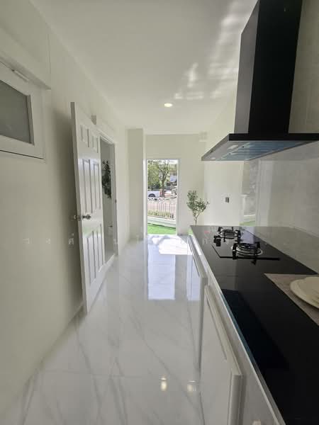 Baan Fah Piyarom - Lumlukka Klong 6, Pathum Thani, Lam Luk Ka Road, Khlong 6 (Exit), Bung Kham Proi, Lam Luk Ka, Pathum Thani, 3 Bedrooms, 130 sqm, Townhouse For Sale, by นภัสศรณ์ วงศ์สินไทยกร (นันท์), 500210688 - DDproperty.com