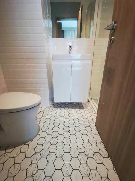 Altitude Unicorn Sathorn-Tha Phra, Bangkok, Ratchaphruek Road, Talat Plu, Thon Buri, Bangkok, 1 Bedroom, 35 sqm, Condo For Rent, by Keerati Wangrujirakul, 500210709 - DDproperty.com