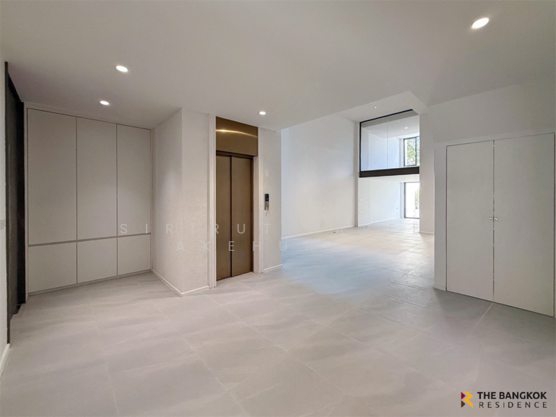 For Sale - Town House Sukhumvit 71, Bangkok