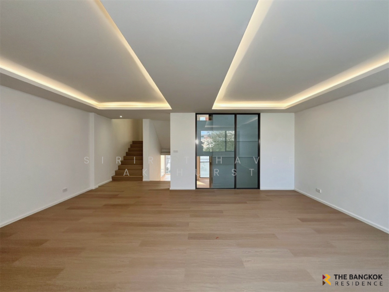 Town House Sukhumvit 71, กรุงเทพ, คลองเตยเหนือ, วัฒนา, กรุงเทพ, 536 ตร.ม., ทาวน์เฮ้าส์ ขาย, โดย Sirirut Havee Akehurst, 500210715 - DDproperty.com