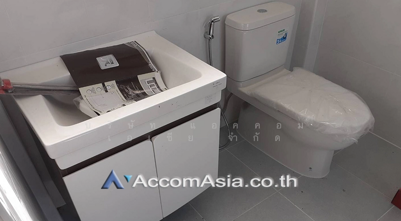 Bright house with garden view and classic wood details in Sathorn, กรุงเทพ, คลองตันเหนือ, วัฒนา, กรุงเทพ, 130 ตร.ม., บ้านเดี่ยว ให้เช่า, โดย บริษัท แอคคอม เอเซีย จำกัด, 500210716 - DDproperty.com