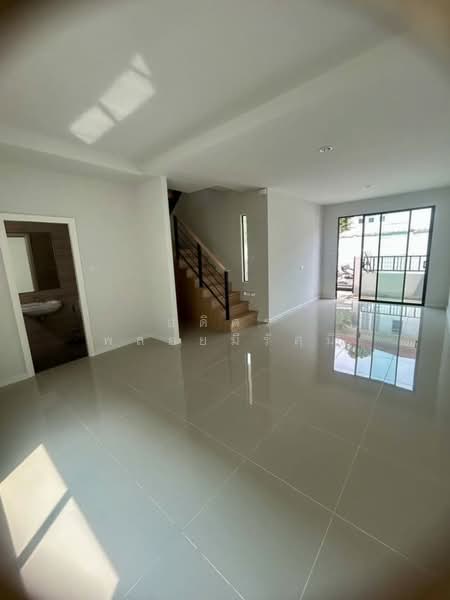 For Rent - S Gate Town Ratchaphruek-Tivanon, Pathum Thani