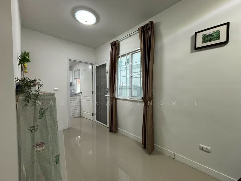 Lanceo Crib Pinklao-Wongwaen : แลนซีโอ คริป ปิ่นเกล้า-วงแหวนฯ (ส้มเกลี้ยง), นนทบุรี, ซอยวัดส้มเกลี้ยง ถนนกาญจนาภิเษก, ศาลากลาง, บางกรวย, นนทบุรี, 160 ตร.ม., บ้านแฝด ขาย, โดย Wassana Sengmee, 500210747 - DDproperty.com