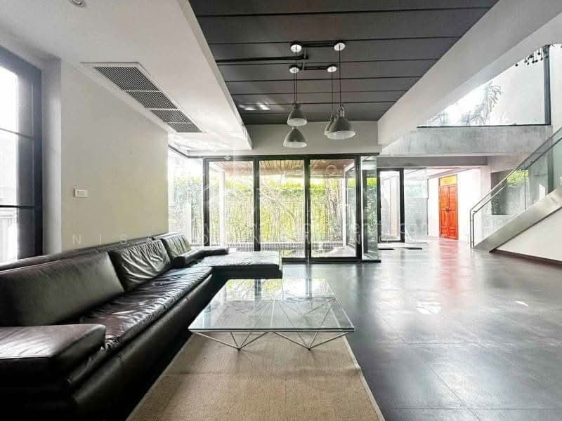 3-BR House, Bangkok, Khlong Tan Nua, Watthana, Bangkok, 3 Bedrooms, 375 sqm, Single Detached House For Rent, by Nisakorn Wingwat, 500210751 - DDproperty.com