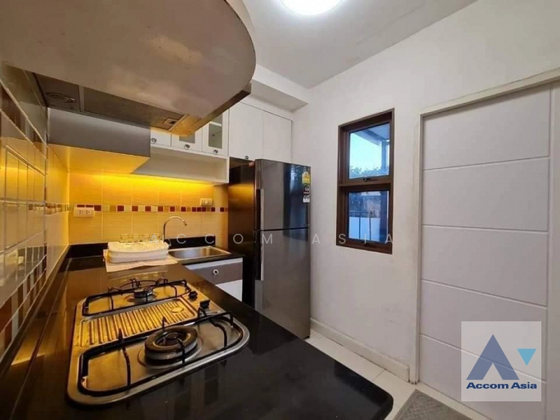 Fully Furnished 3 Bedrooms Townhouse for Rent in Sukhumvit, Bangkok near BTS Bang Chak at The Privat, Bangkok, Khlong Tan Nua, Watthana, Bangkok, 3 Bedrooms, 180 sqm, Single Detached House For Rent, by Accom Asia, 500210758 - DDproperty.com