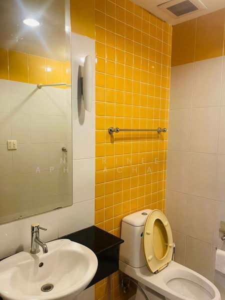 Citi Smart Sukhumvit 18, Bangkok, 366 Soi Sukhumvit 18, Sukhumvit Road, Khlong Toei, Khlong Toei, Bangkok, 2 Bedrooms, 77 sqm, Condo For Rent, by Natrinee Aphirachatanon, 500210775 - DDproperty.com