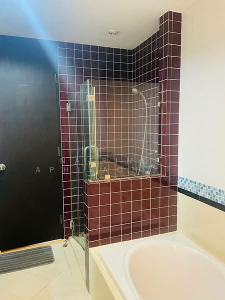 Citi Smart Sukhumvit 18, Bangkok, 366 Soi Sukhumvit 18, Sukhumvit Road, Khlong Toei, Khlong Toei, Bangkok, 2 Bedrooms, 77 sqm, Condo For Rent, by Natrinee Aphirachatanon, 500210775 - DDproperty.com