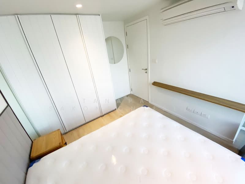 The Lofts Silom, Bangkok, Pramuan Road, Silom, Bang Rak, Bangkok, 2 Bedrooms, 68 sqm, Condo For Sale, by Tanapat Sakonsontised, 500210907 - DDproperty.com