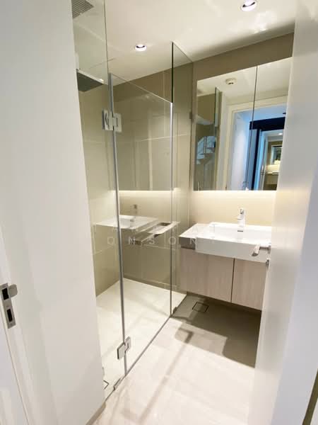 The Lofts Silom, Bangkok, Pramuan Road, Silom, Bang Rak, Bangkok, 2 Bedrooms, 68 sqm, Condo For Sale, by Tanapat Sakonsontised, 500210907 - DDproperty.com