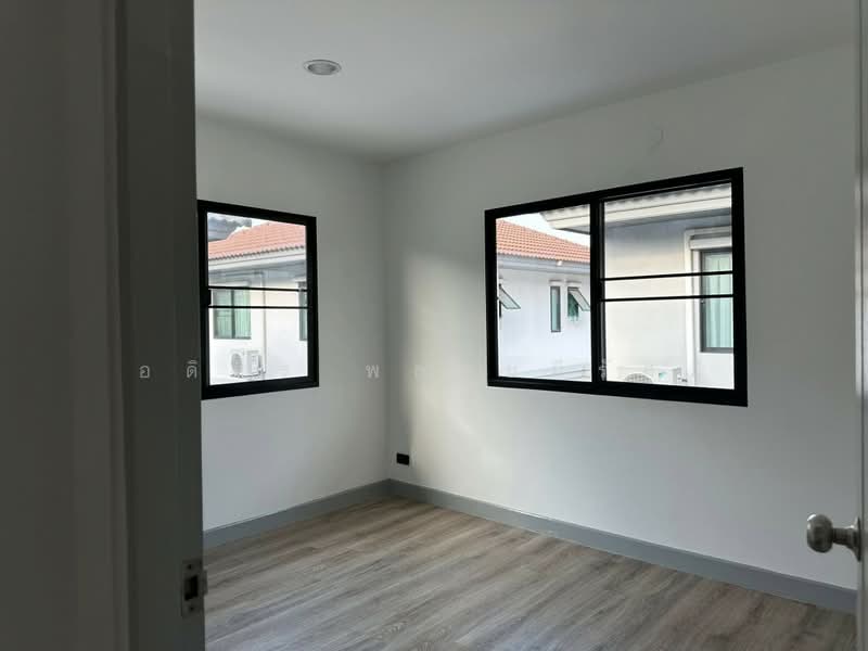 For Rent - Pave Rangsit-Vibhavadi, Pathum Thani